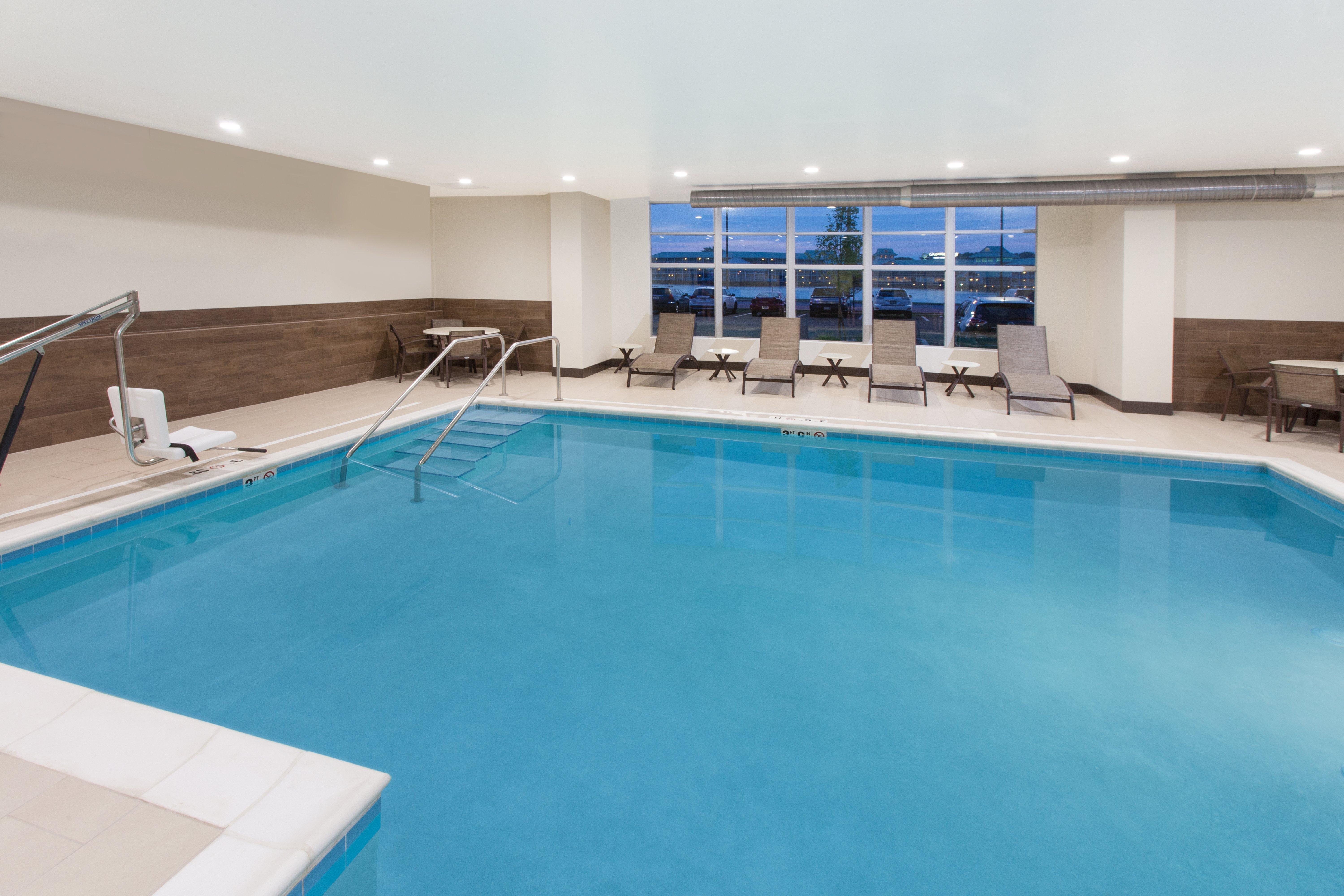 Holiday Inn Express & Suites Sandusky By Ihg Buitenkant foto