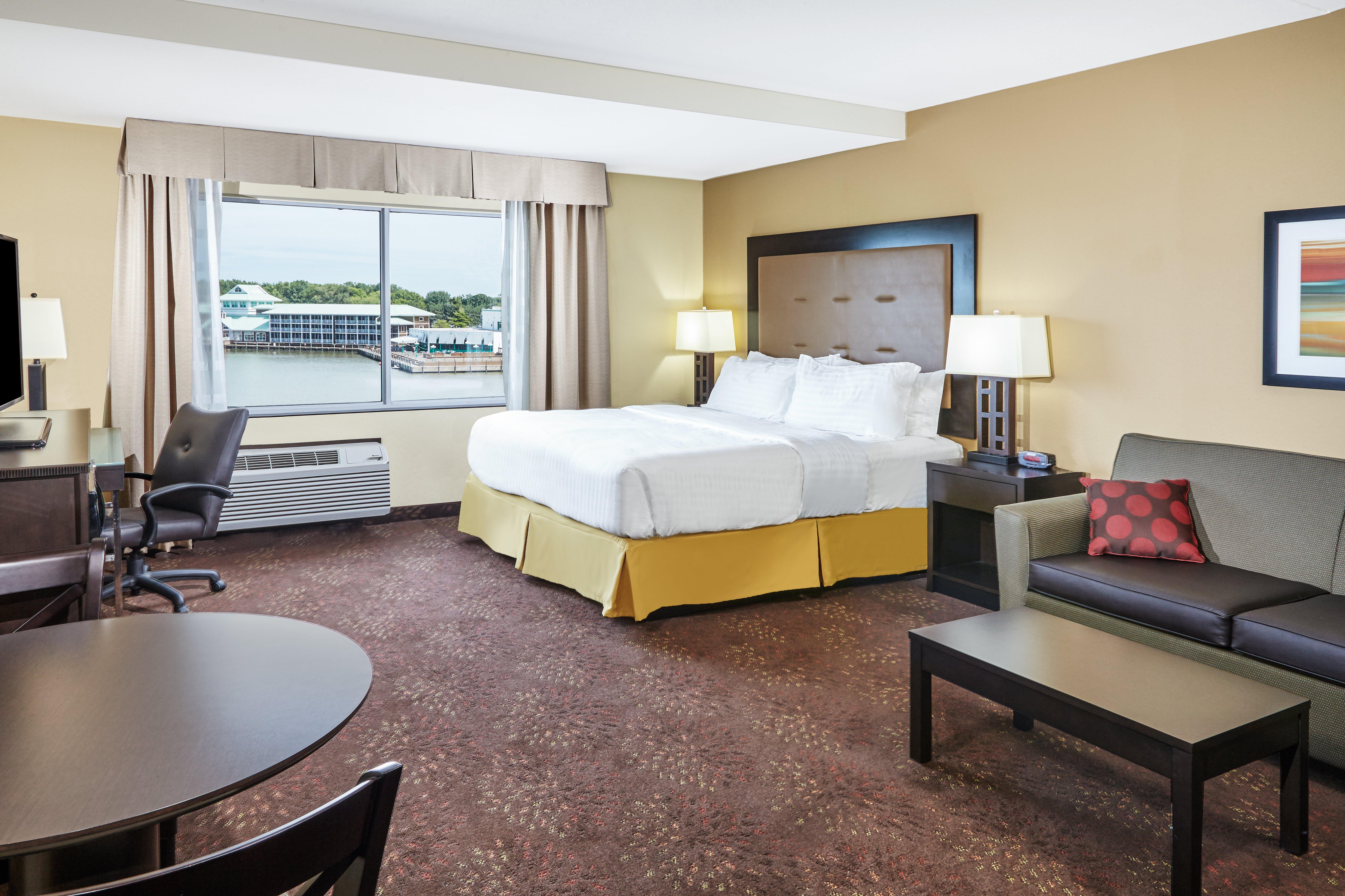 Holiday Inn Express & Suites Sandusky By Ihg Buitenkant foto